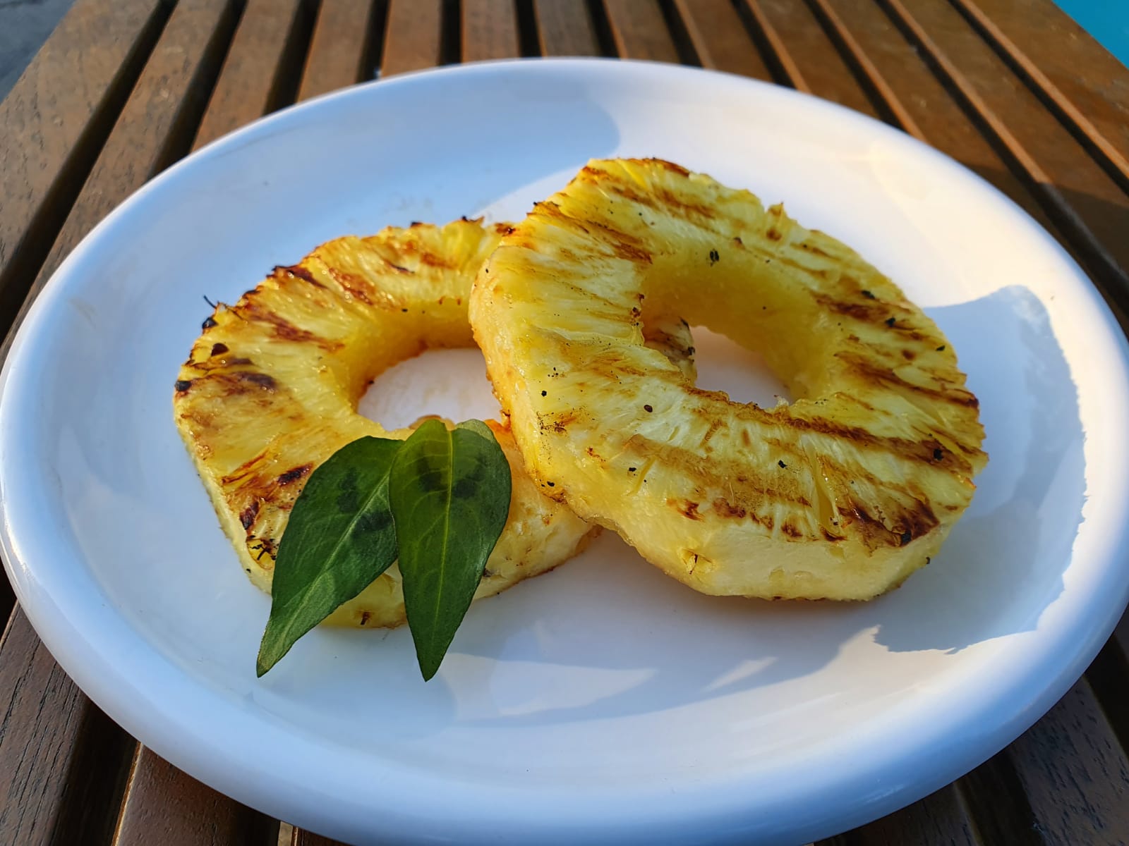 Grill-Ananas_1-1
